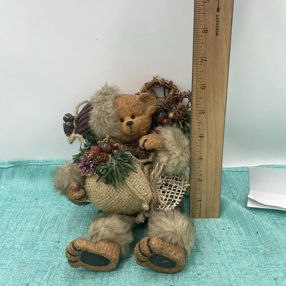 Vtg Bear Figurine Dressed for Winter With Bag, And Skis, Wood Resin Cloth 6” Sit